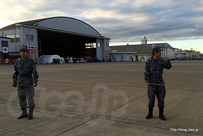 追い込み方式でエプロン閉鎖 - 入間航空祭 2014 に出撃（帰投～退場編）