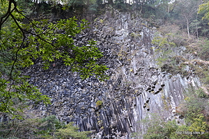 釜滝脇の柱状節理 - 河津七滝にリベンジ