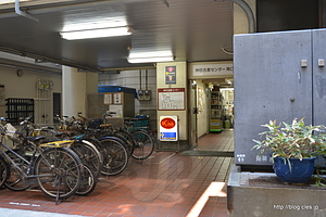 入口 - 欧風カレーの王道 ボンディでランチ