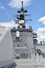 マストにはトルコ国旗が - ゲディズのホストシップ護衛艦「たかなみ」を見学