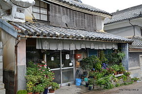 紳士服店 - うだつが上がりまくる脇町うだつの町並み