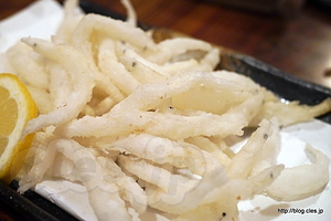 白魚の唐揚げ - 三平酒寮 舟甚