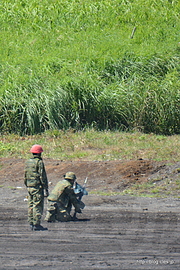 06式小銃てき弾 射撃 - 好天の総火演 教育演習 2015（前段編）