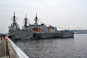 吉倉岸壁の DDG-174 きりしま、DD-101 むらさめ、DDG-177 あたご - FLEET WEEK 2015 in 吉倉桟橋の護衛艦＋α