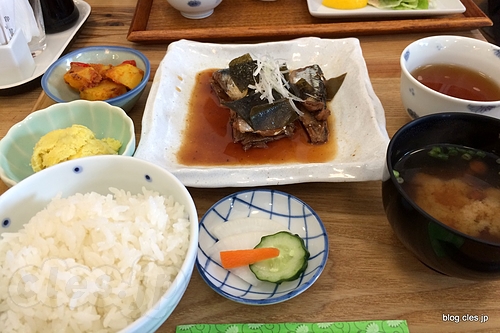 一汁三菜ランチ（秋刀魚の丸煮） - サクラキッチンの一汁三菜ランチ