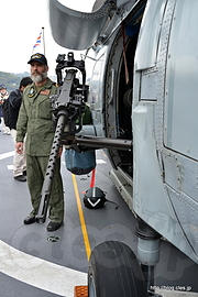 Stuart 艦載ヘリのブローニング M2 重機関銃（？） - FLEET WEEK 2015 の豪仏印韓の艦艇一般公開