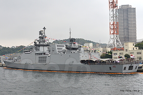 インド海軍 F49 Sahyadri - FLEET WEEK 2015 の豪仏印韓の艦艇一般公開
