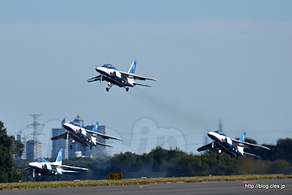 ダイヤモンドテイクオフ - 秋晴れの入間航空祭 2015 （ブルーインパルス 飛行展示編）