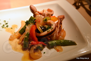 メイン（魚介の煮込み） - スペインクラブ銀座でランチ