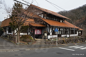 外観 - 三味でちょっと贅沢な洋食を