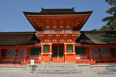 南中楼門 - 宇佐神宮の上宮と下宮
