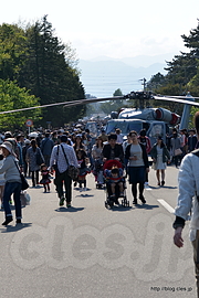 大混雑 - NAF Atsugi Spring Festival 2016 に行ってきた