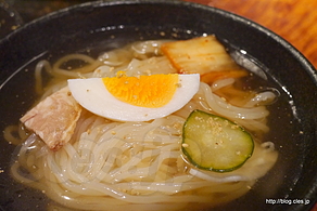盛岡冷麺 - 炭火焼ホルモン ぐう 本店