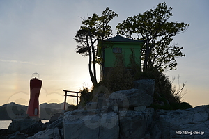 大槌港灯台 - ひょっこりひょうたん島の「蓬莱島」に上陸