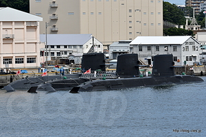 停泊している潜水艦 - よこすかYYのりものフェスタ 2016 （海自横須賀地方総監部編）