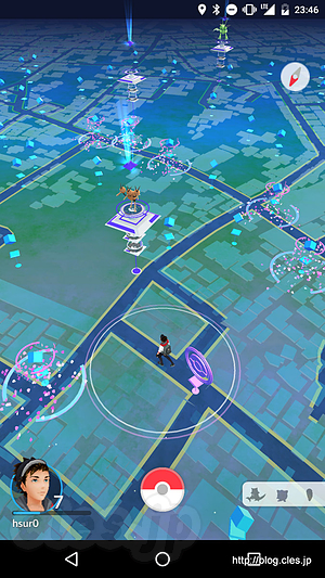 夜でも人がいっぱい - Pokémon GO 狂想曲