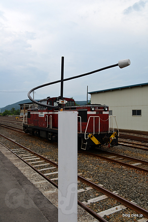 通票受柱と DD131 ディーゼル機関車 - 小坂鉄道レールパークで鉄分補充