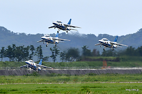 離陸する1, 2, 3, 4番機 - 松島基地 復興感謝イベント 2016（ブルーインパルス 展示飛行編）