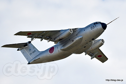 銀のC-1（28-1001） - 飛行開発実験団の異機種大編隊（2016 岐阜基地航空祭）