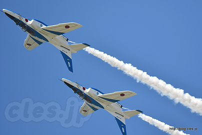 ハーフスローロール？ - ブルーインパルス 午前の部（松島基地航空祭 2017）
