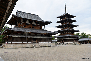 五重塔と金堂 - 文化財だらけの法隆寺を参拝