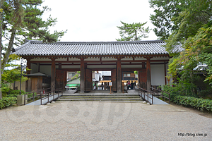 南大門 - 鑑真の唐招提寺を参拝
