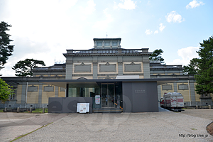 なら仏像館 - 奈良国立博物館は敬老の日で無料に