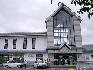 かみのやま温泉駅 駅舎 - 久しぶりのかみのやま温泉駅