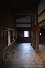 天守内 - 晩秋の丸岡城