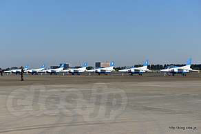 ブルーインパルス - 入間基地航空祭 2018 にいってきた