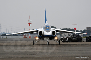 タクシーアウト - ちょっと地味なブルーインパルス（入間基地航空祭 2019）