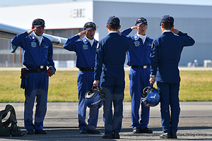  - 快晴だけどちょっと地味なブルーインパルス（小牧オープンベース 2019）