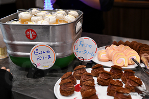 デザートいろいろ - Hakone Bakery Dining＆Bar で忘年会