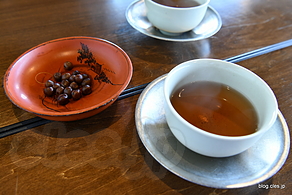 お茶と赤豆 - 鹿落堂