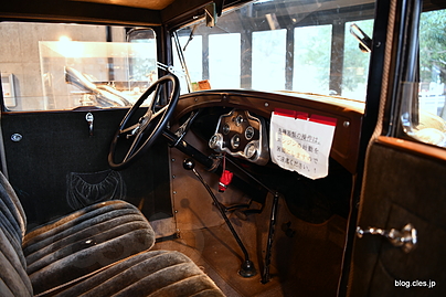 T型フォード内部 - 東北大学 自動車の過去と未来館